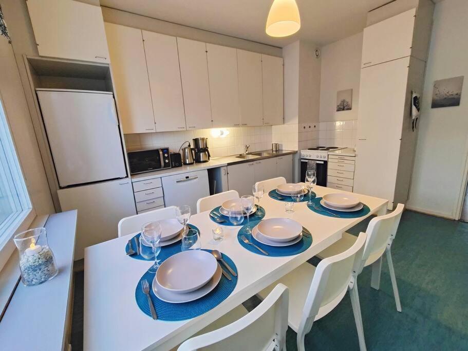 Spacious With Balcony And Free Wifi